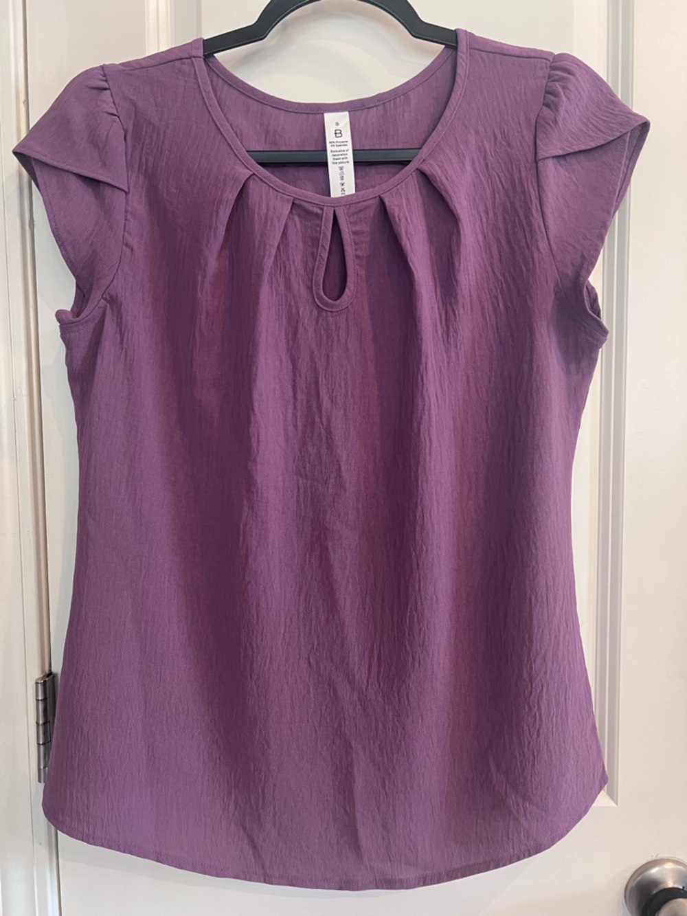 Women's Purple Keyhole Cap-Sleeve Blouse